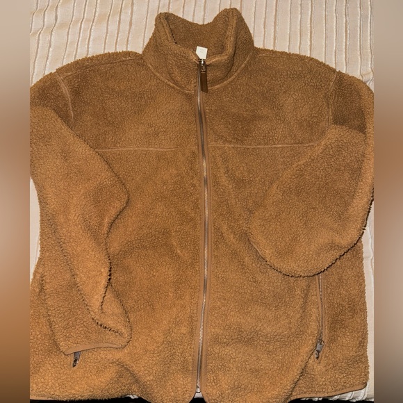 H&M Teddy Jacket - Picture 1 of 6